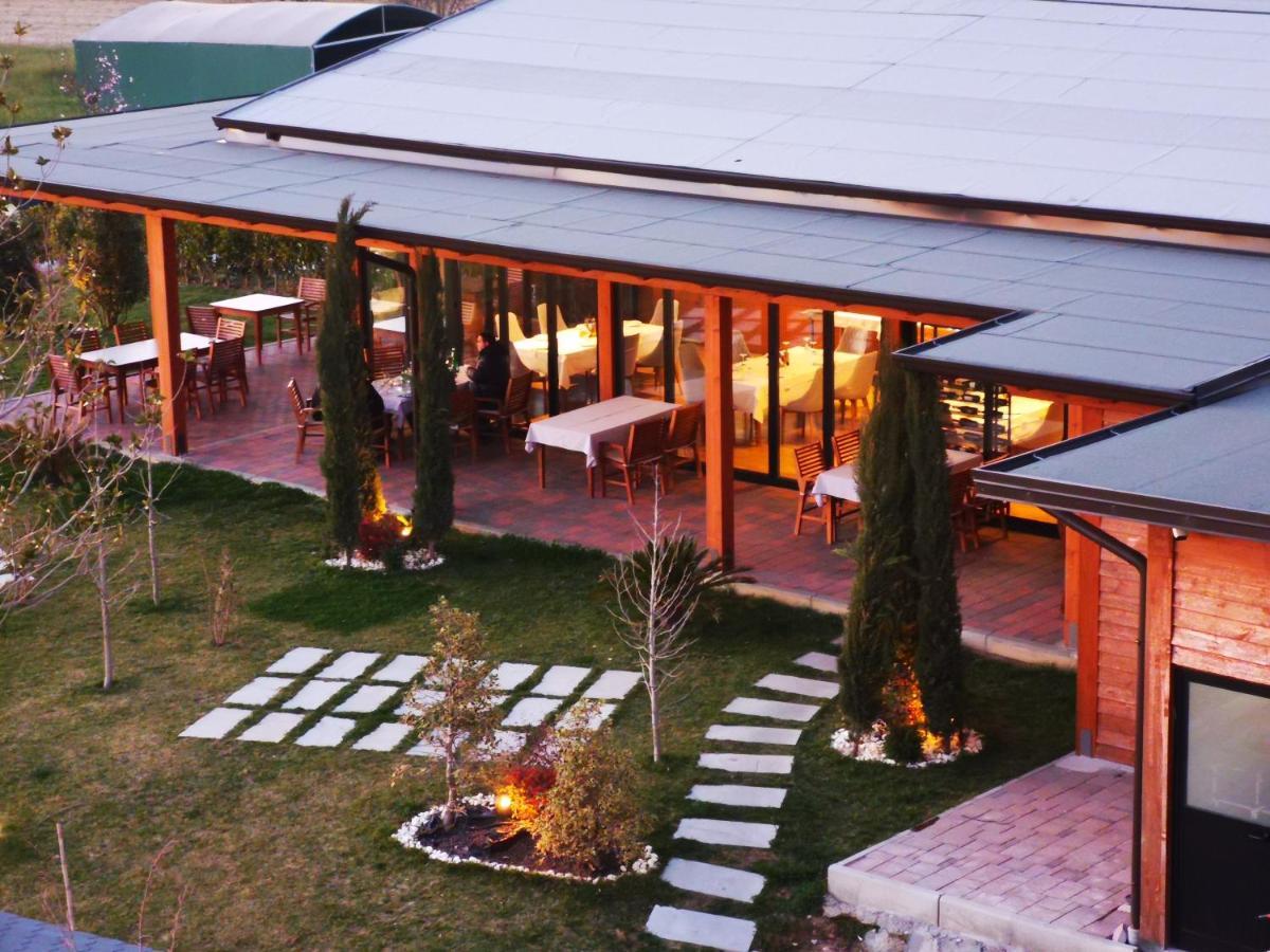 Te Aldo Hotel Kuraten Exterior photo